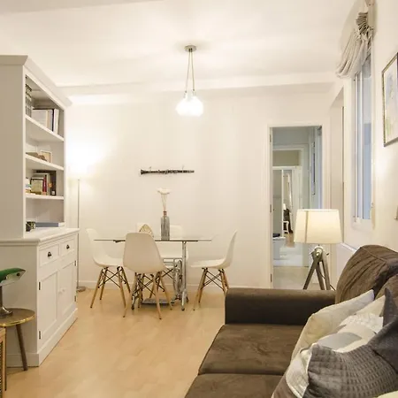 1 Bedroom 1 Bathroom Furnished - Chamberi - Cozy - Mintystay Madrid Exterior photo