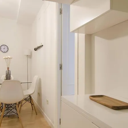 1 Bedroom 1 Bathroom Furnished - Chamberi - Cozy - Mintystay Madrid Exterior photo